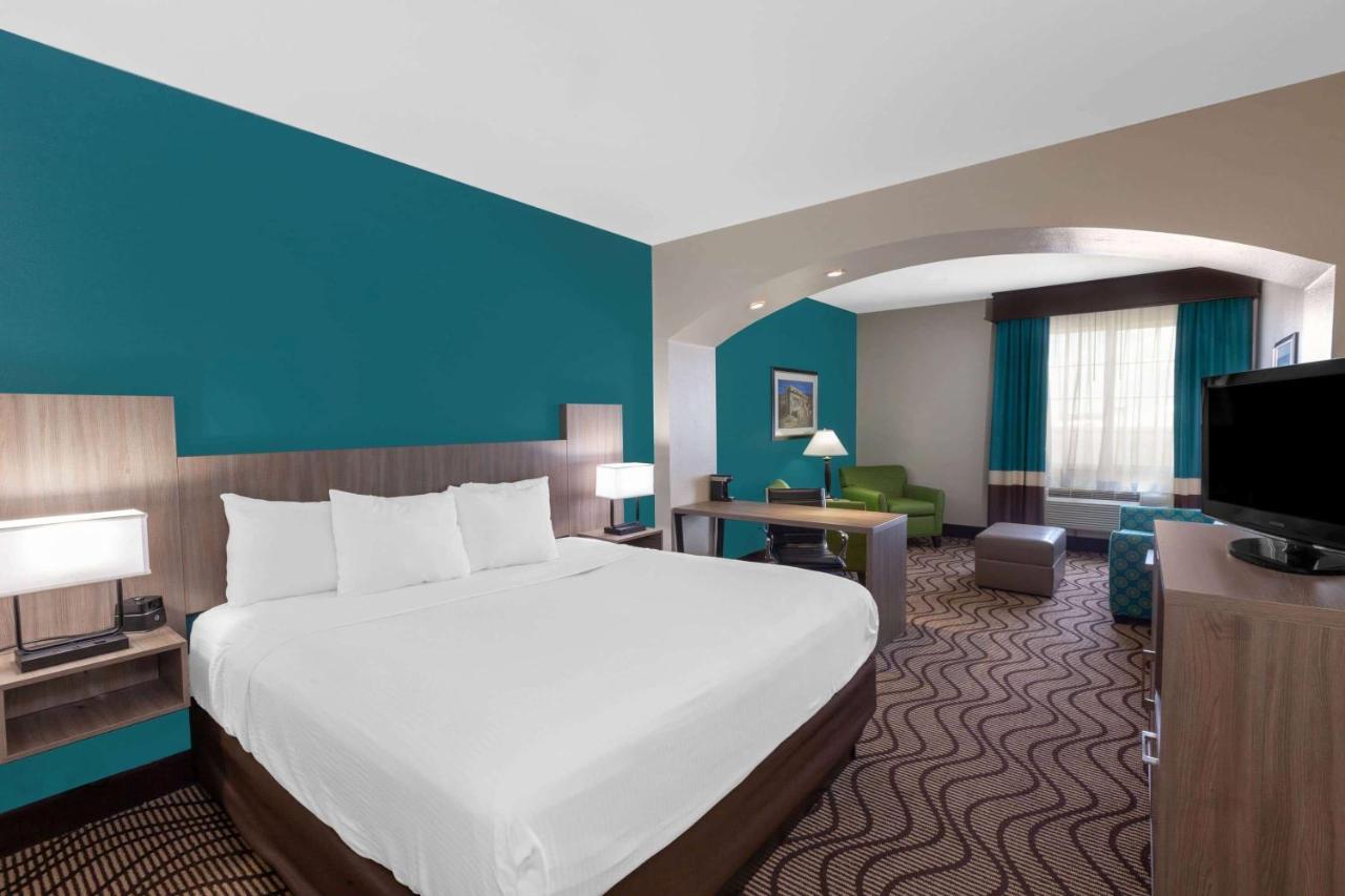Hotel La Quinta By Wyndham Midland North Esterno foto